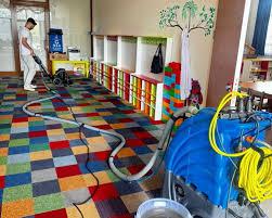 ANAOKULU HALISI YIKAMA